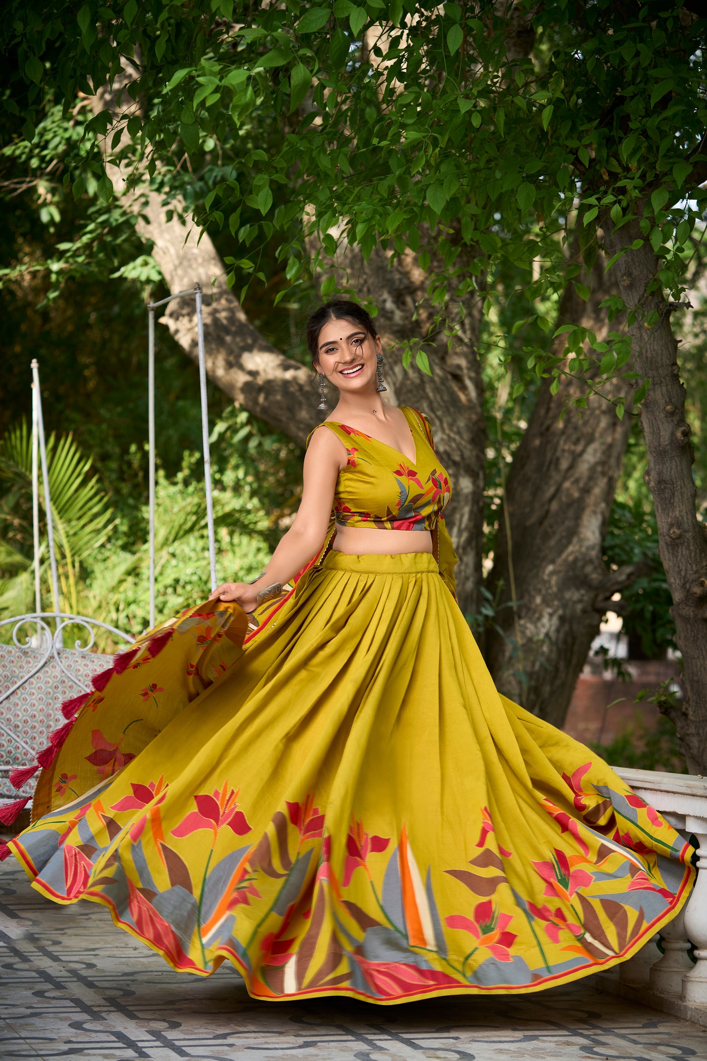 Exquisite Floral Fantasy – Trending Tussar Silk Lehenga Choli with Intricate Prints & Designer Dupatta