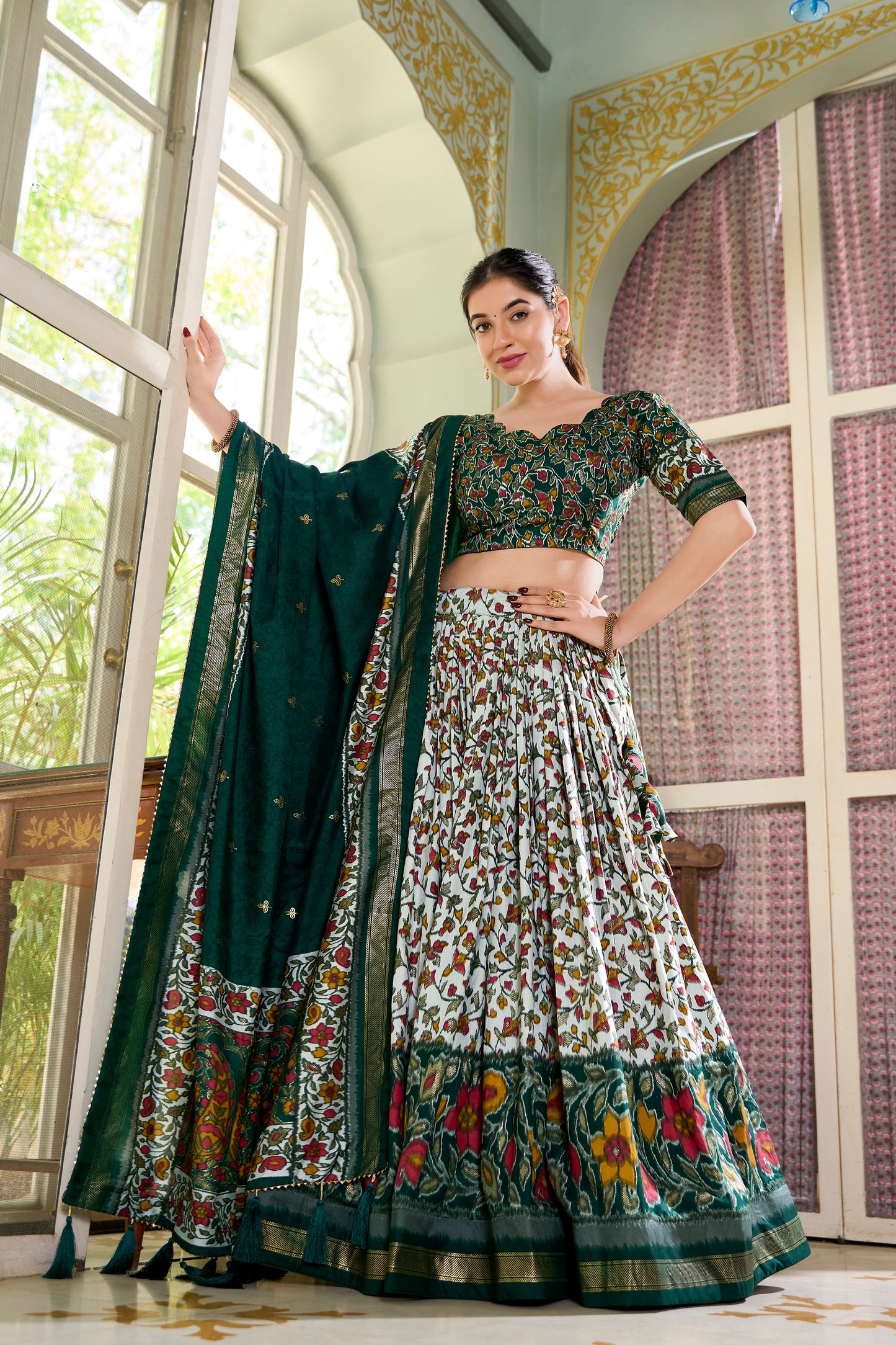 Modern Look – Women's Tussar Silk Lehenga Choli Set with Timeless Elegance