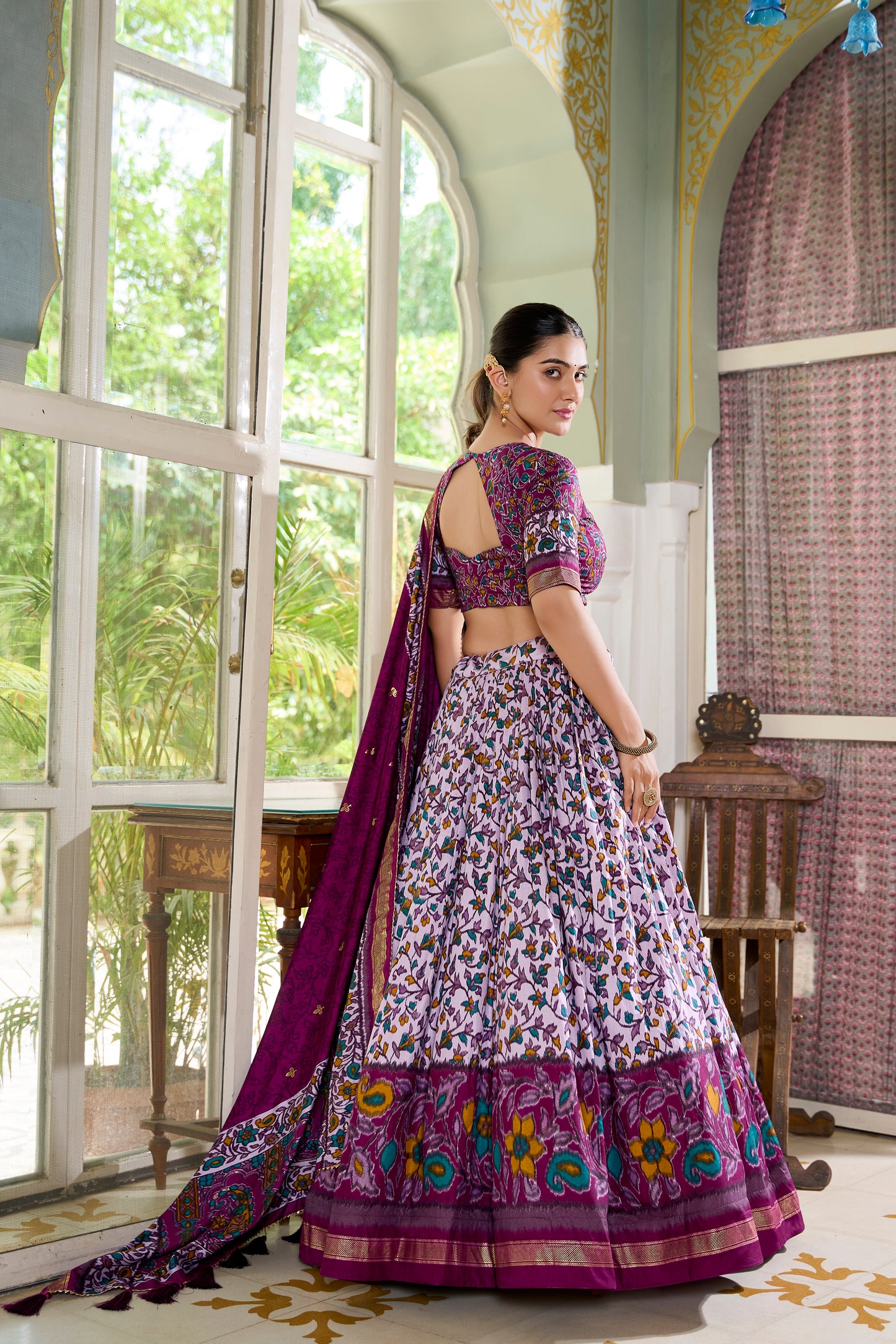 Modern Look – Women's Tussar Silk Lehenga Choli Set with Timeless Elegance