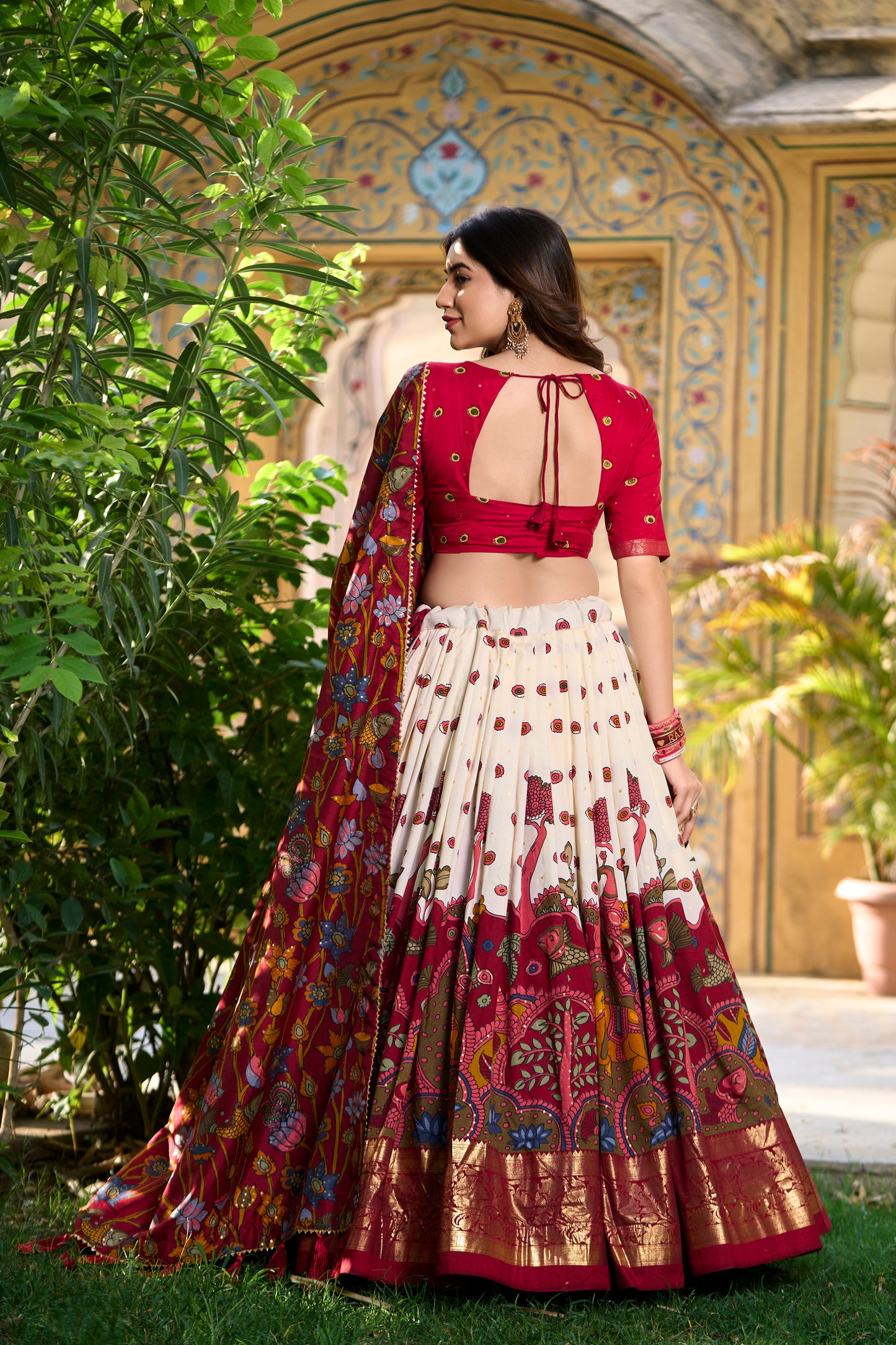 Southern Grace – Tussar Silk Kalamkari Lehenga Choli Set with Foil Work Border