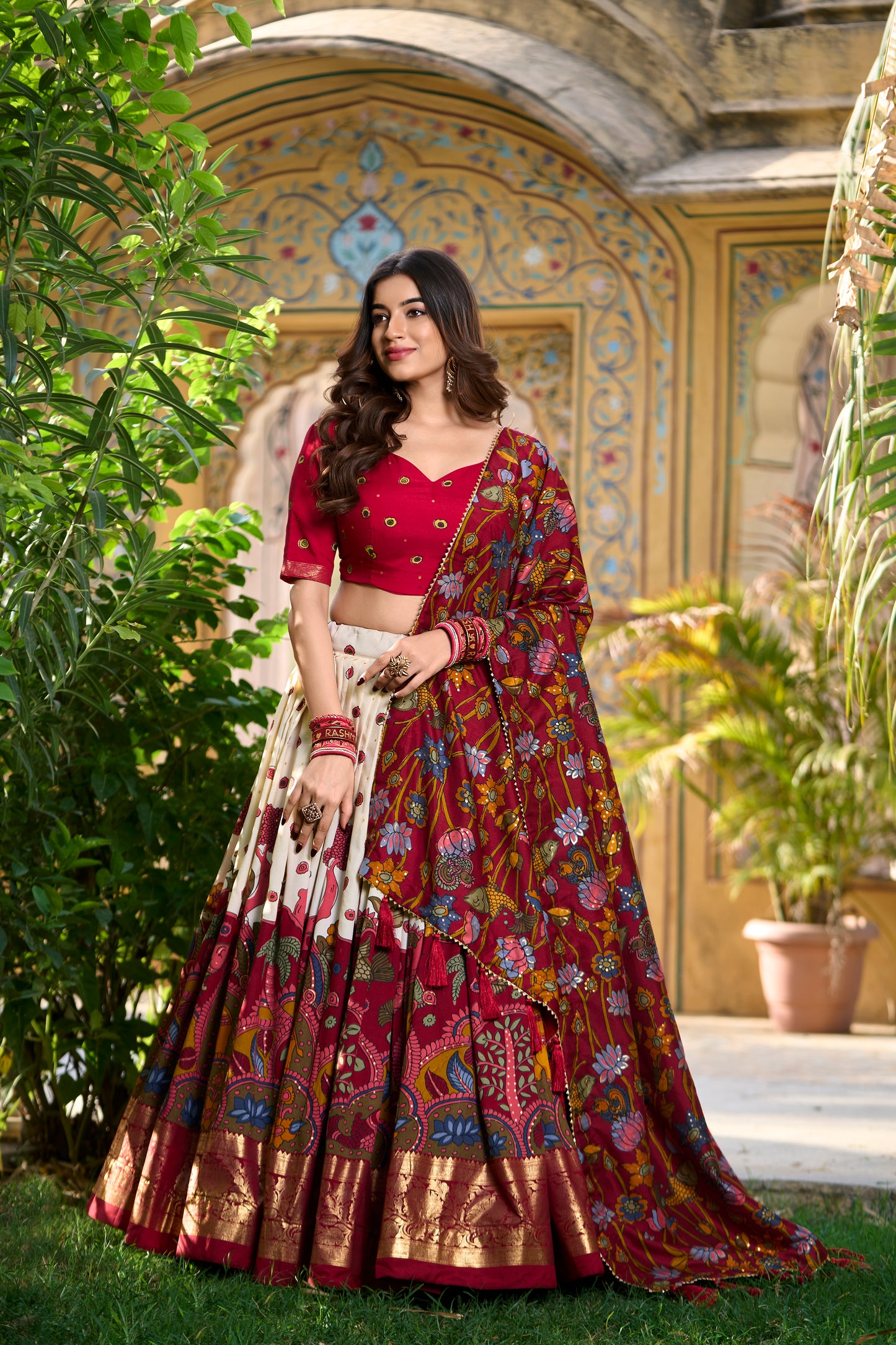 Southern Grace – Tussar Silk Kalamkari Lehenga Choli Set with Foil Work Border