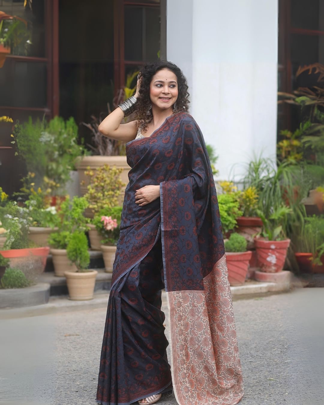 Banarasi Soft Silk Saree with Lustrous Zari Weave & Graceful Traditional Finish