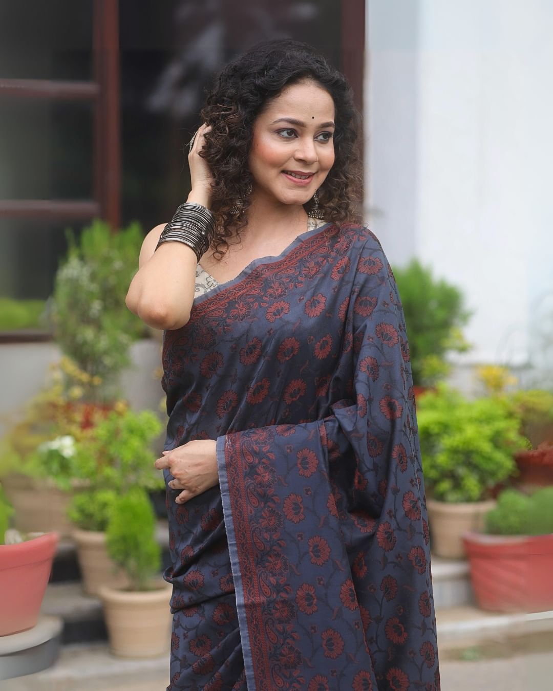 Banarasi Soft Silk Saree with Lustrous Zari Weave & Graceful Traditional Finish