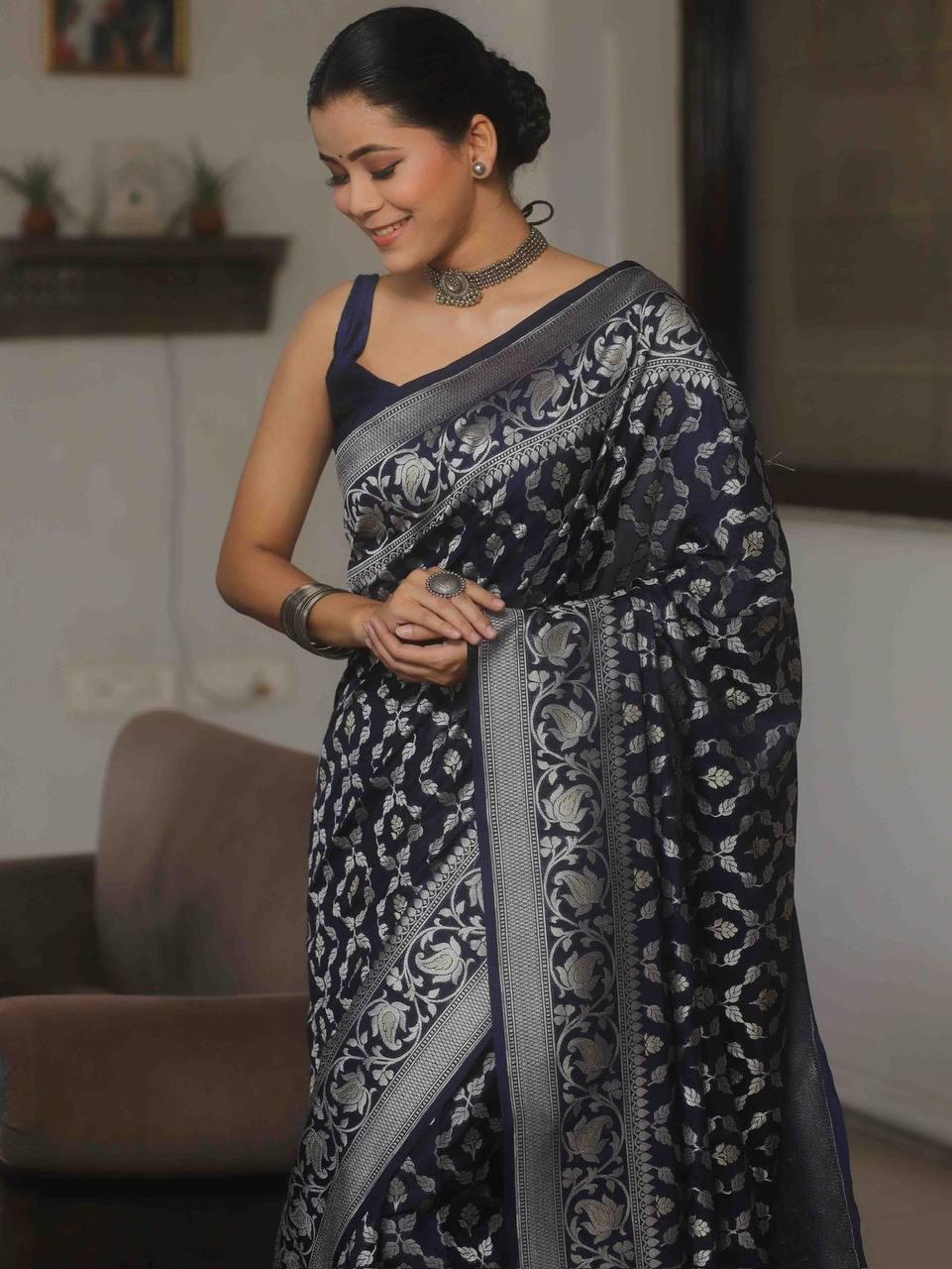 Banarasi Soft Silk Saree with Lustrous Zari Weave & Graceful Traditional Finish