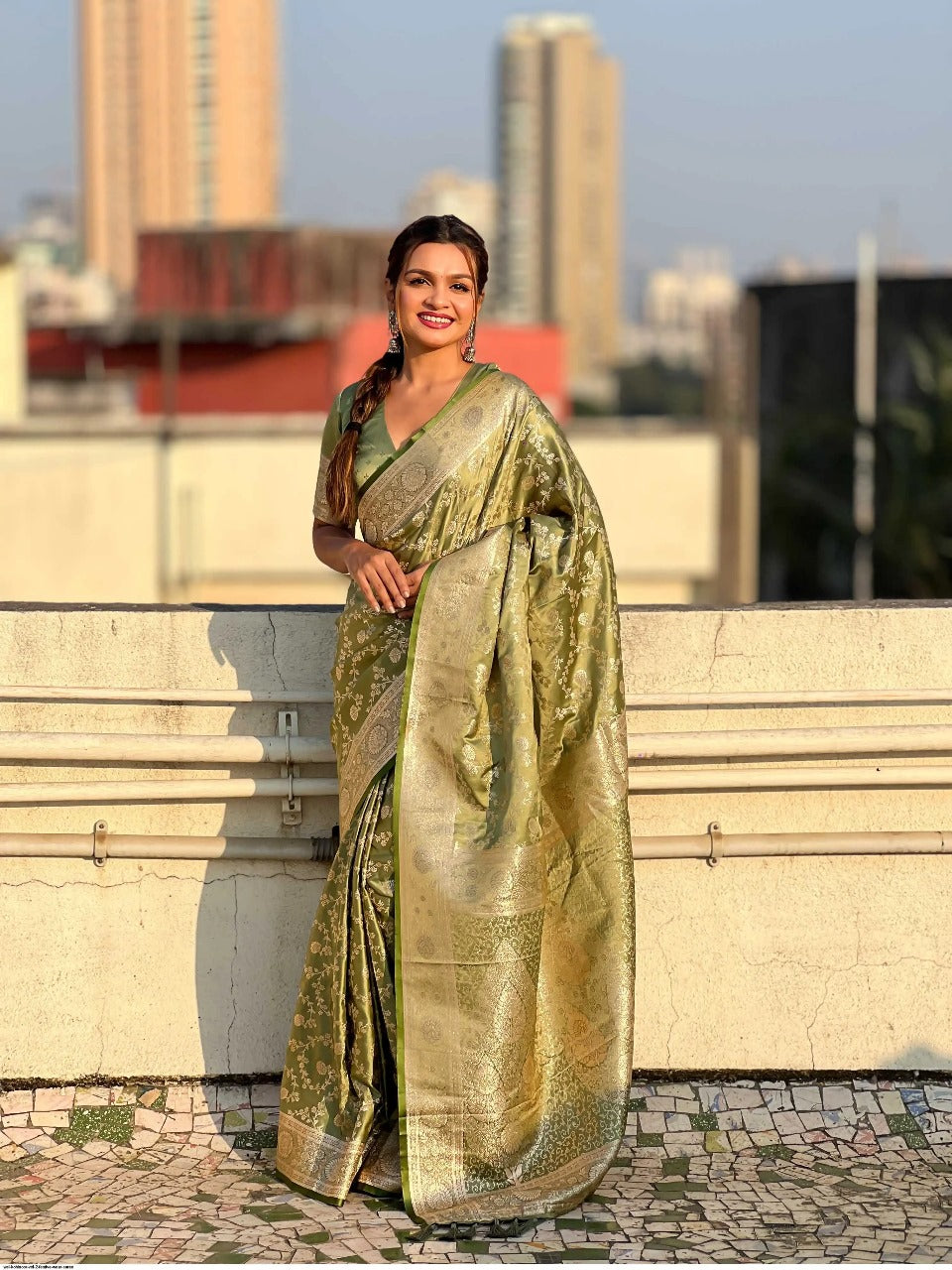Banarasi Soft Silk Saree with Lustrous Zari Weave & Graceful Traditional Finish