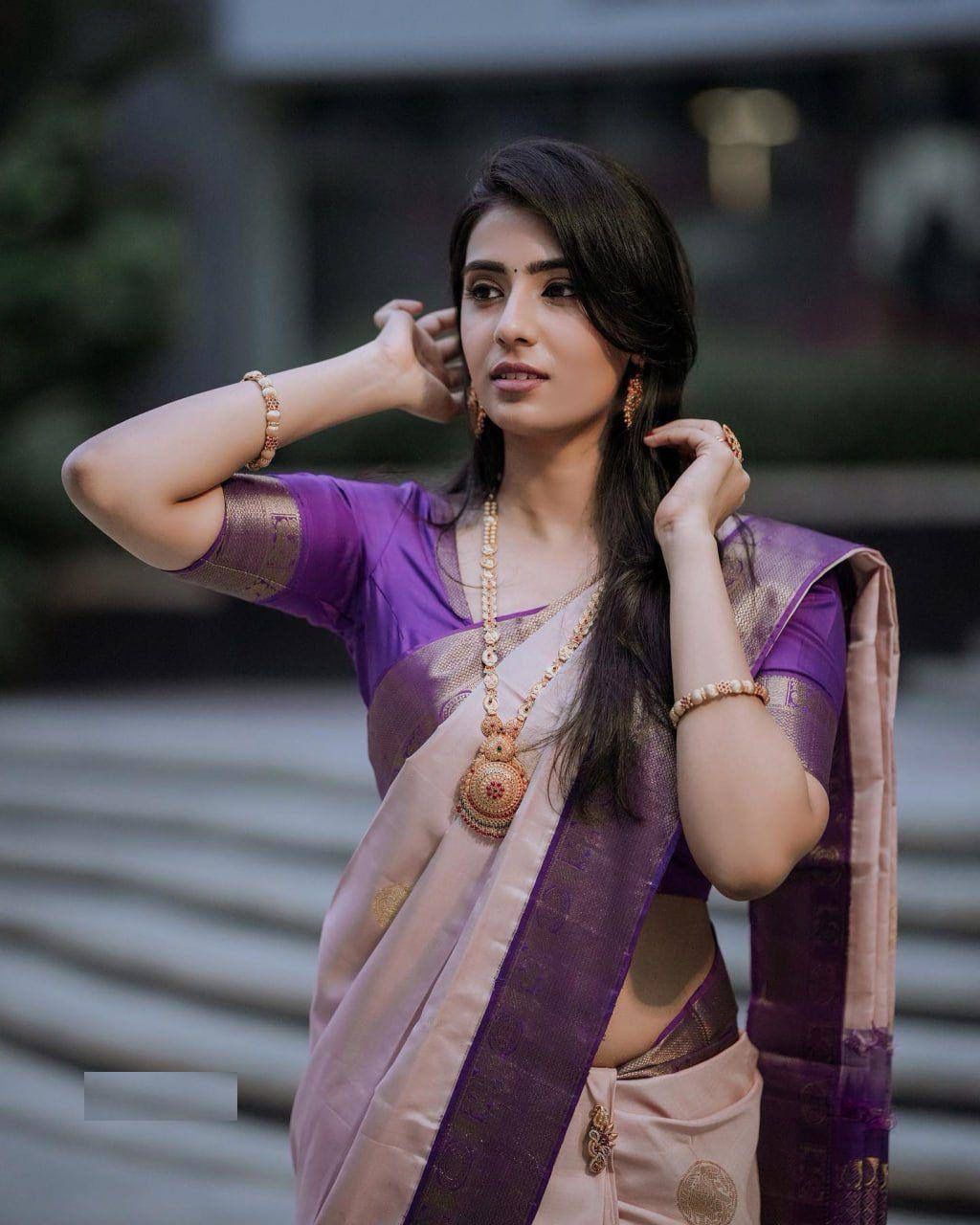 Graceful Banarasi Soft Silk Saree with Detailed Zari Work and Classic Pallu Elegance