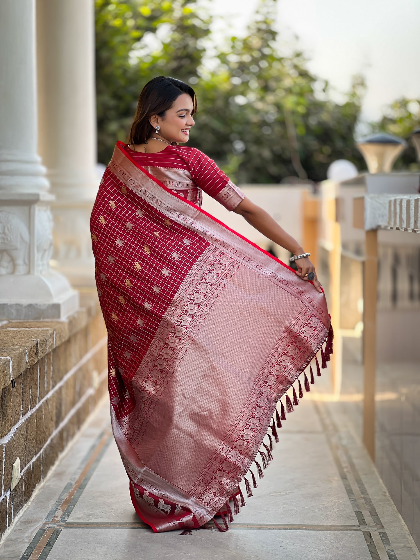 Banarasi Soft Silk Saree with Lustrous Zari Weave & Graceful Traditional Finish
