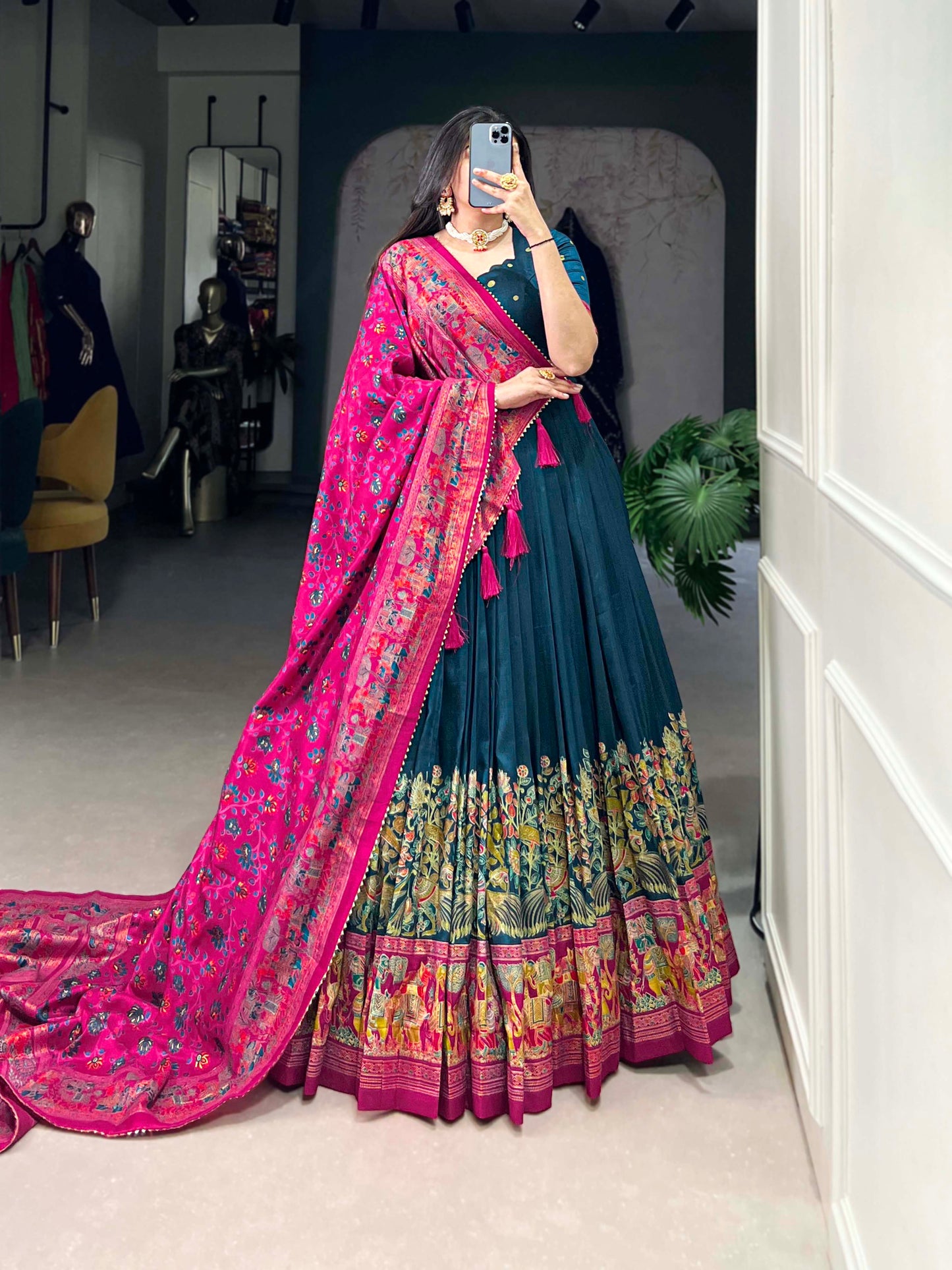 Exquisite Floral Fantasy – Women's Tussar Silk Lehenga Choli Set with Intricate Prints & Dupatta