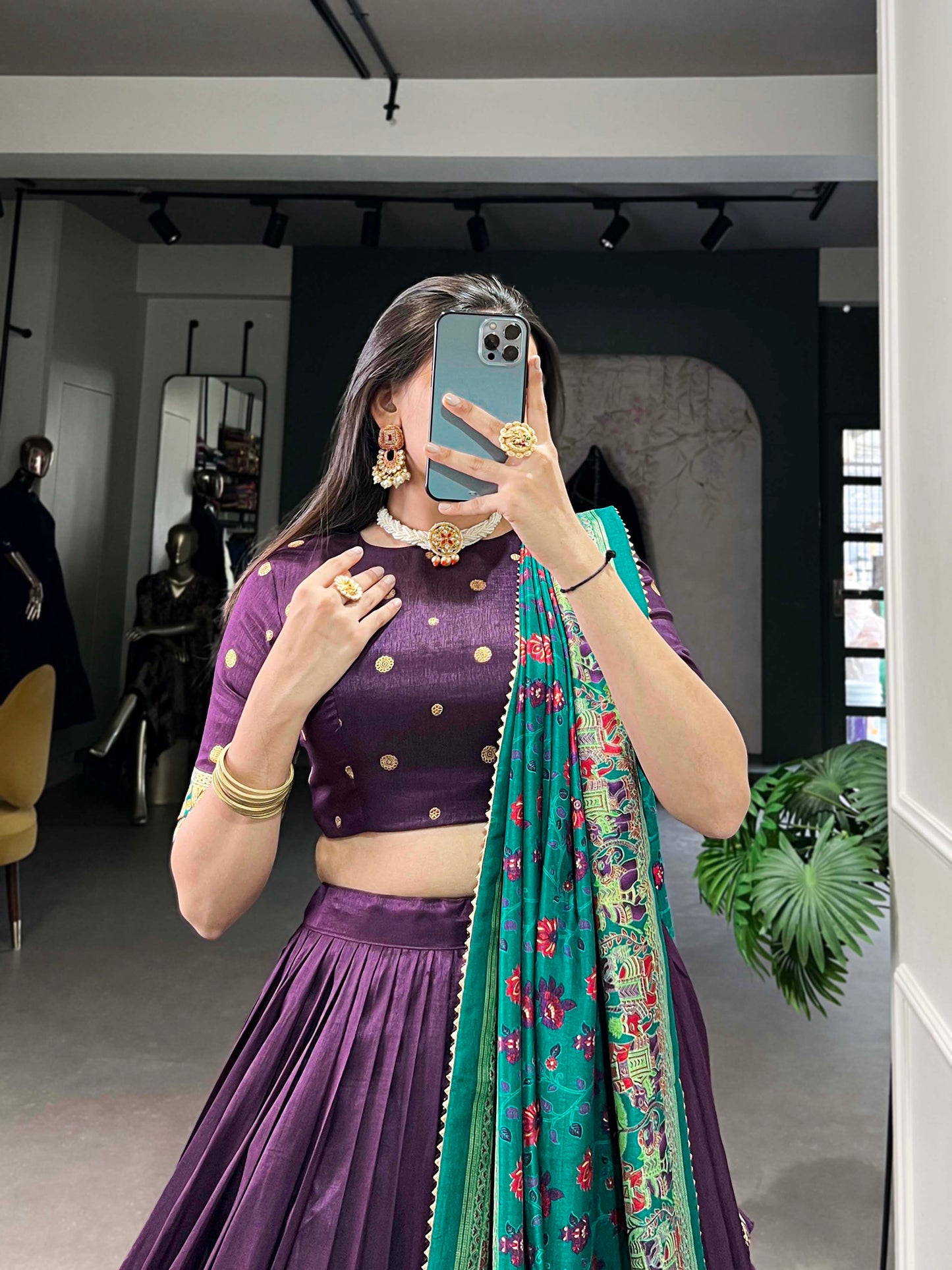 Exquisite Floral Fantasy – Women's Tussar Silk Lehenga Choli Set with Intricate Prints & Dupatta