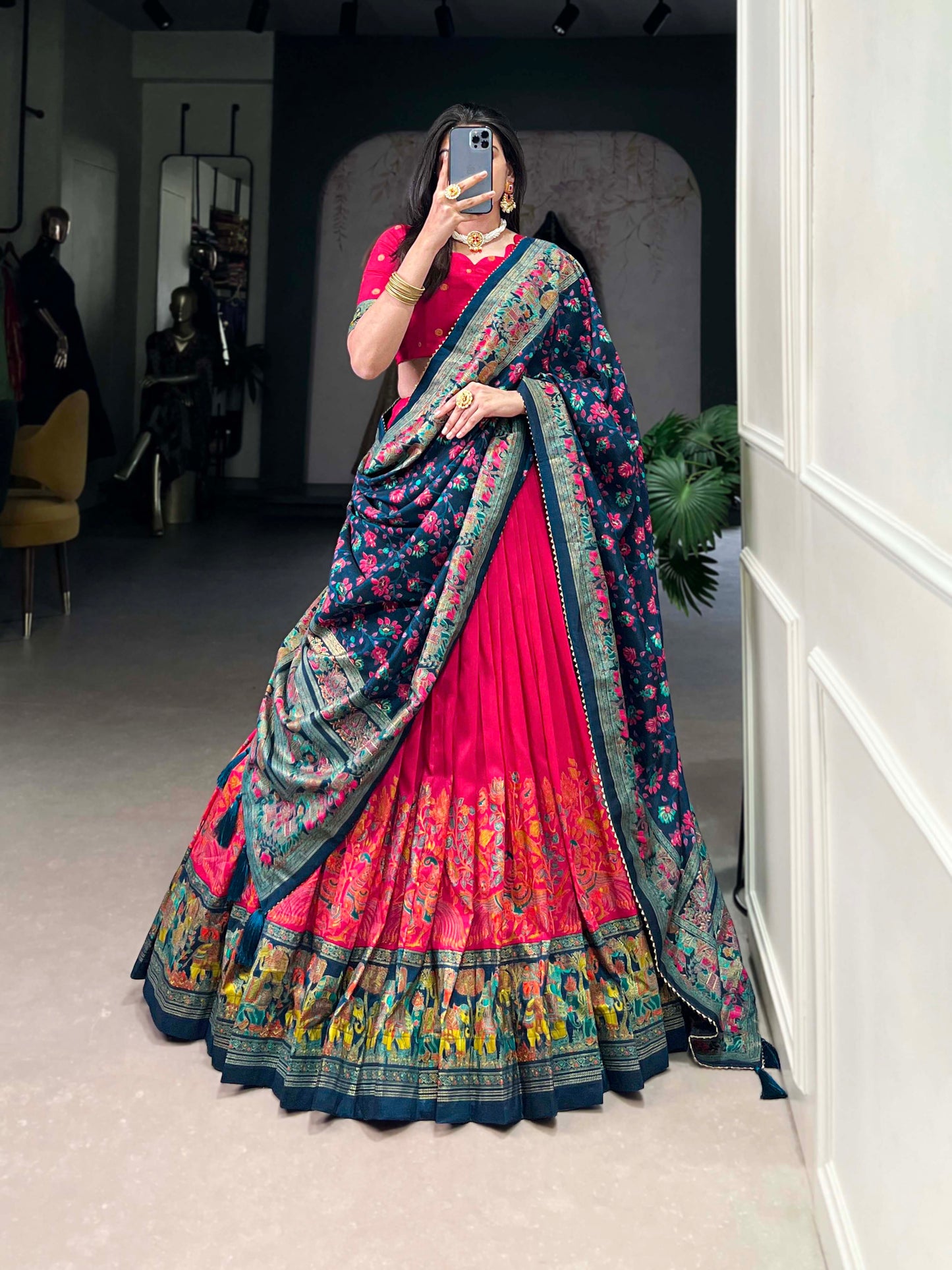 Exquisite Floral Fantasy – Women's Tussar Silk Lehenga Choli Set with Intricate Prints & Dupatta