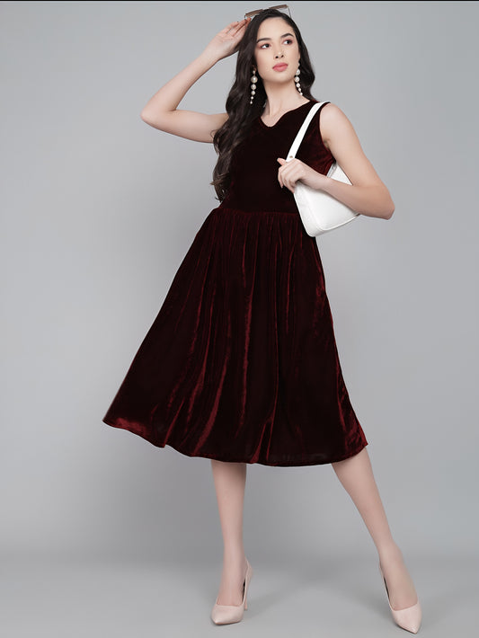 Women’s Dark Maroon Velvet Fit and Flare Dress – Elegant Party Wear Dress with Soft Touch & Flowy Silhouette (Copy)