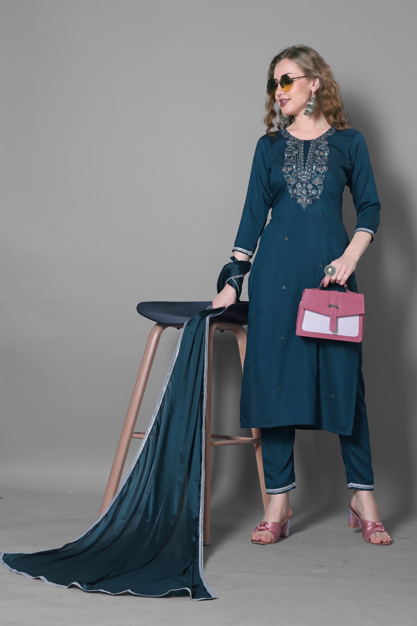 All-in-One Ethnic Charm: Fully Stitched Kurta, Pant & Dupatta Set – No Stitching Needed